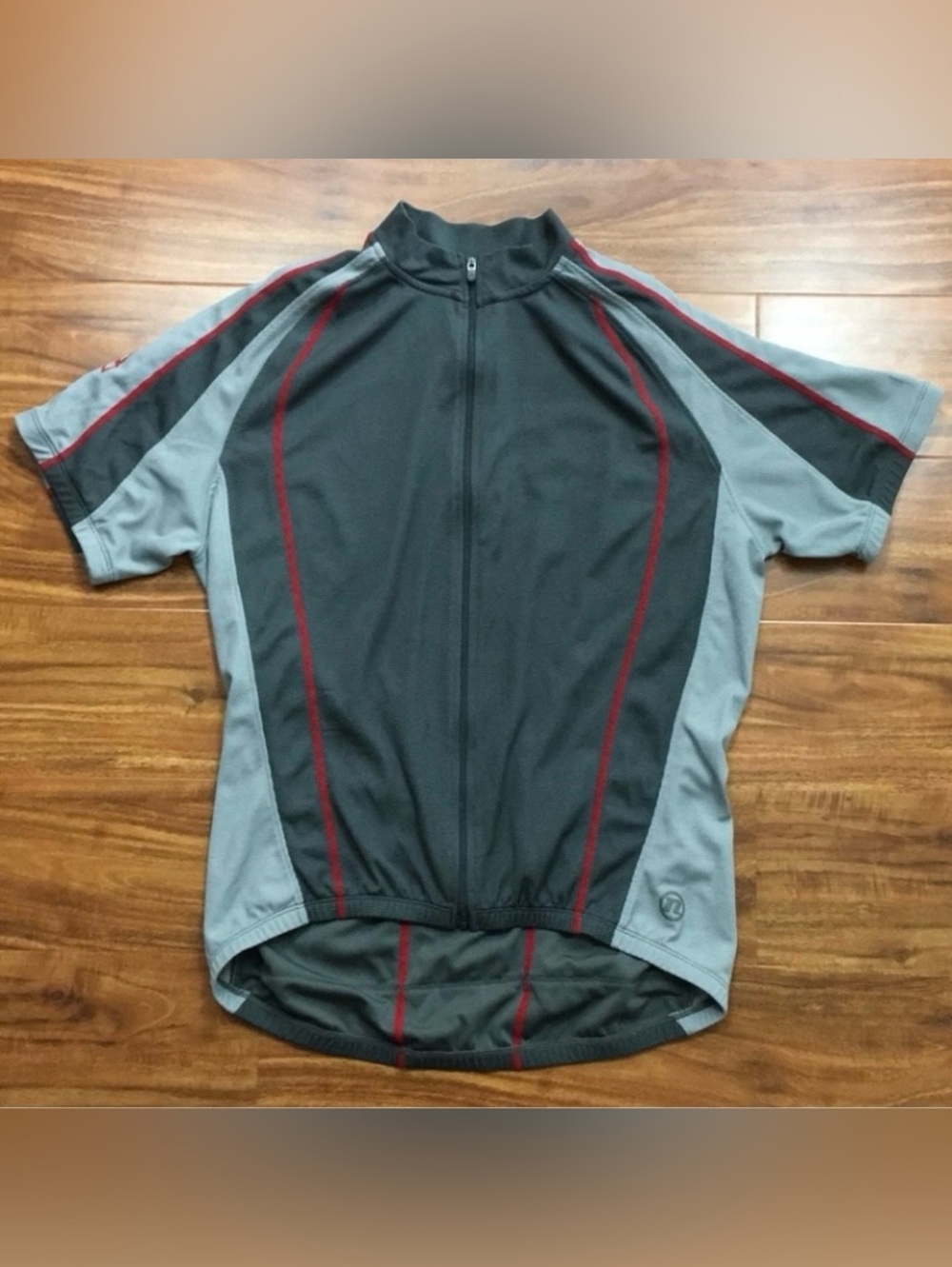 Novara Men’s Grey Cycling Jersey Zip Up Shirt Size Medium Casual Biking Outdoor